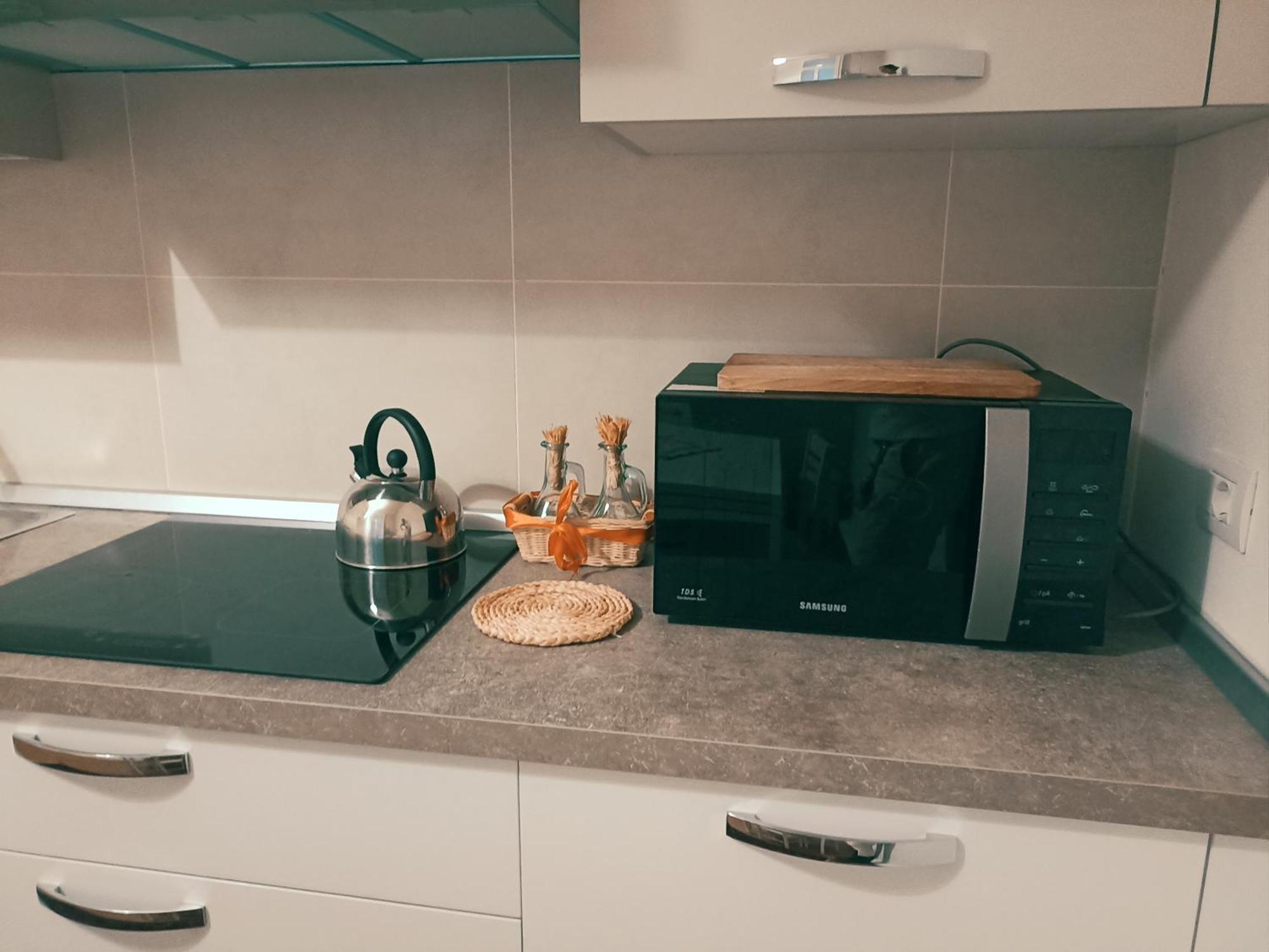 Gem In The City Center Of Lucca With Air Conditioning - Exclusive Ground Floor House Inside The Walls Close To Botanical Garden And Piazza San Martino Villa Bagian luar foto