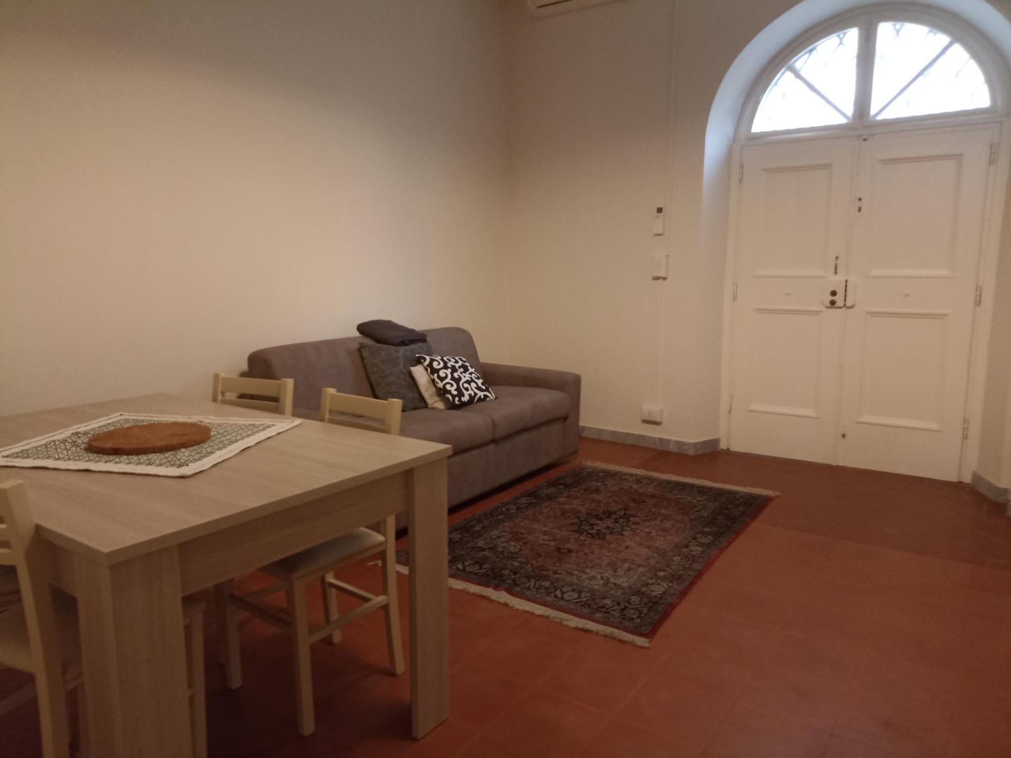 Gem In The City Center Of Lucca With Air Conditioning - Exclusive Ground Floor House Inside The Walls Close To Botanical Garden And Piazza San Martino Villa Bagian luar foto