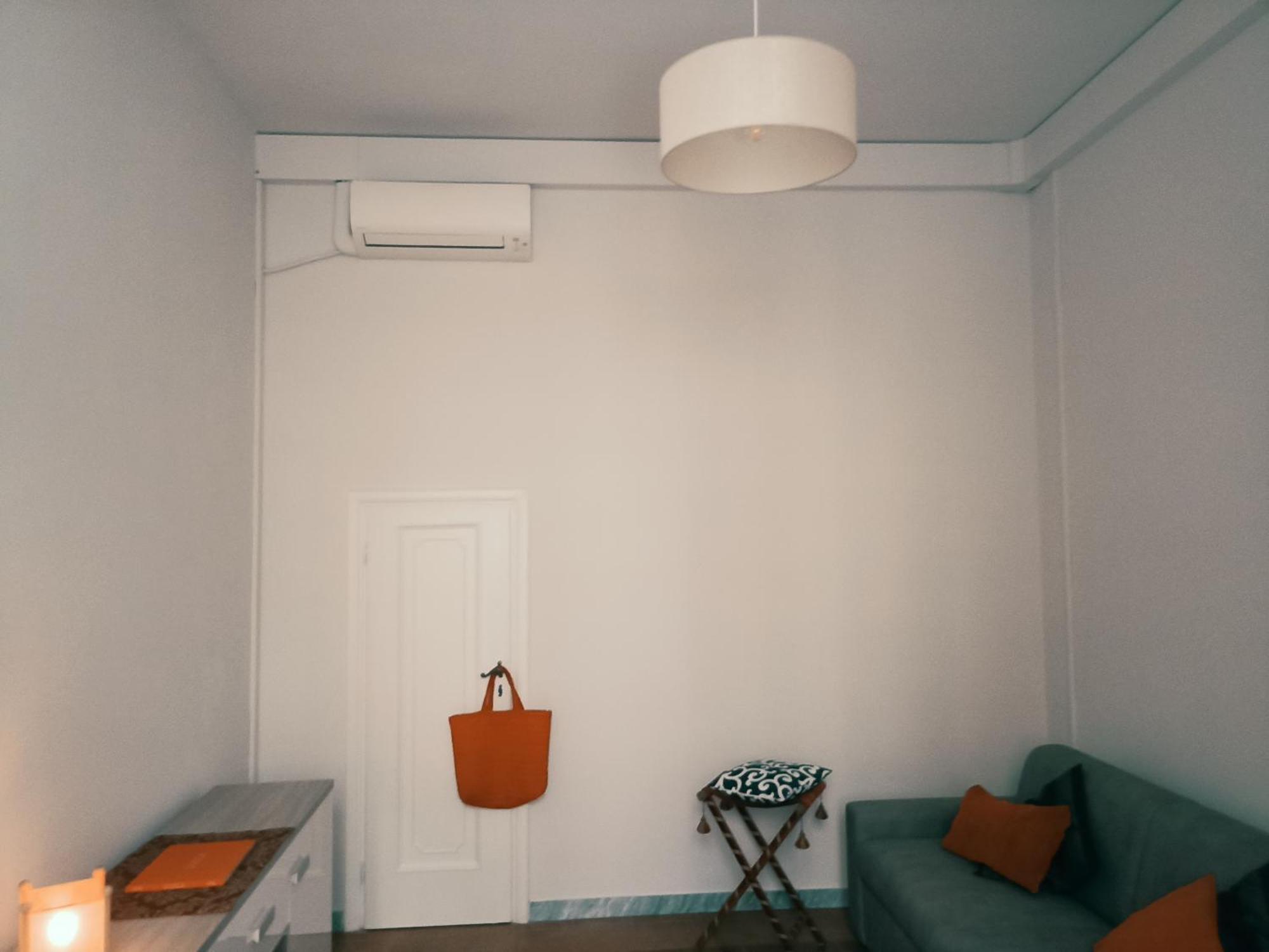 Gem In The City Center Of Lucca With Air Conditioning - Exclusive Ground Floor House Inside The Walls Close To Botanical Garden And Piazza San Martino Villa Bagian luar foto